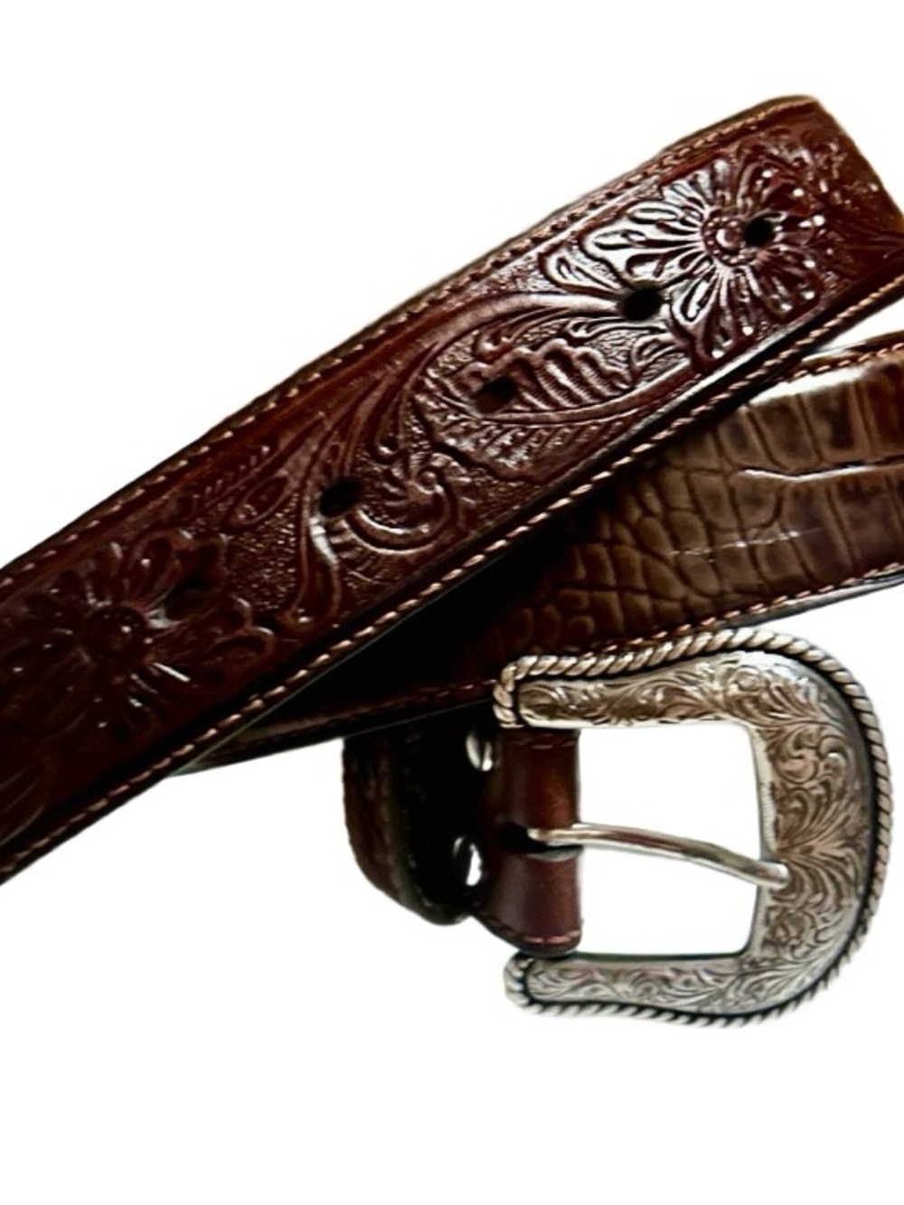 Cody James ~ Men’s Size 32 (Small) ~ Brown Leather W/ Floral Tooled Belt
